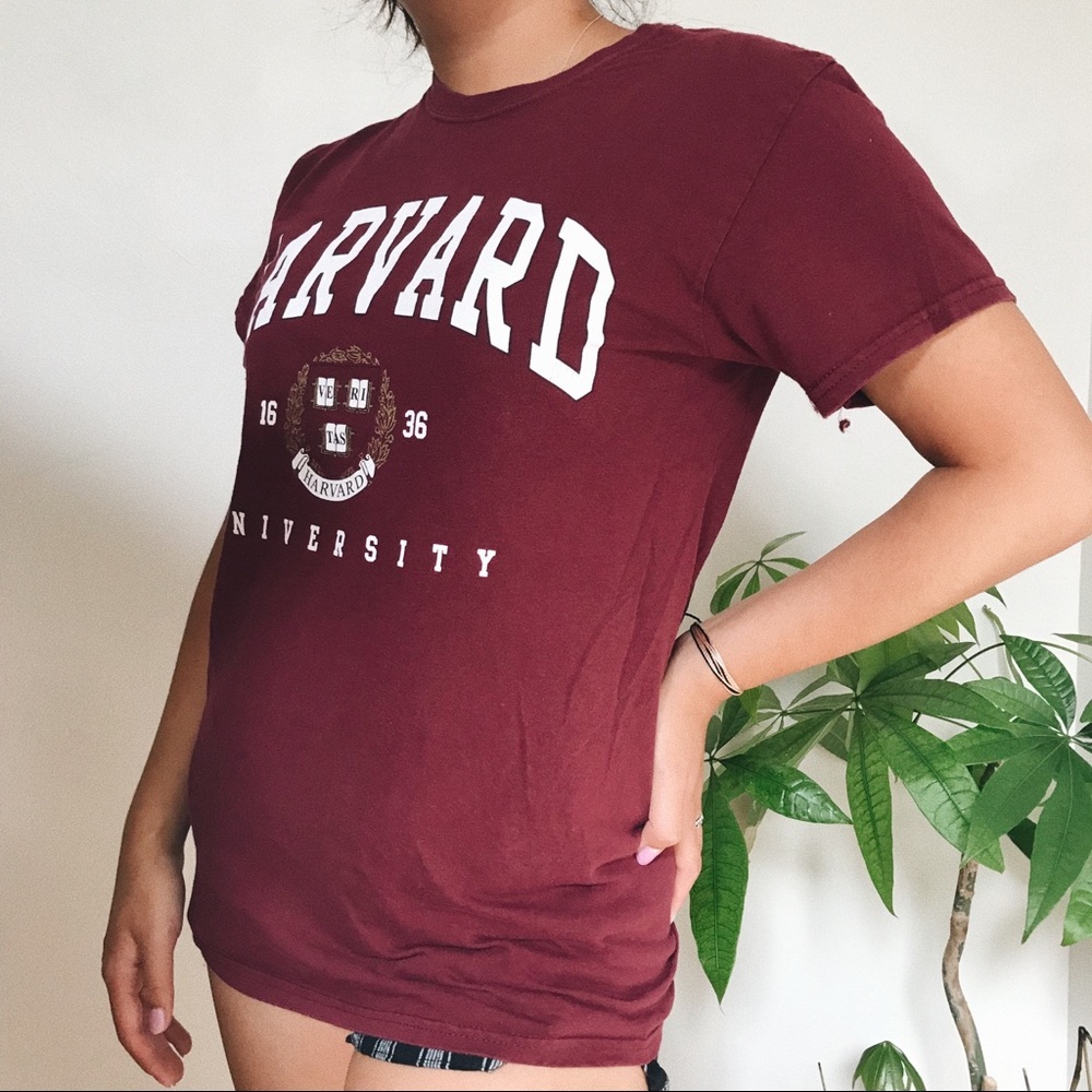 Harvard t shirt